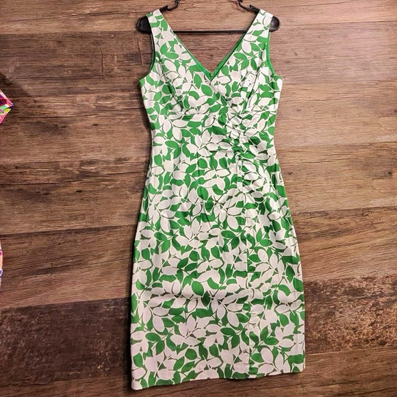 Donna Ricco Leafy Green and Cream Midi Dress - Picture 1 of 9